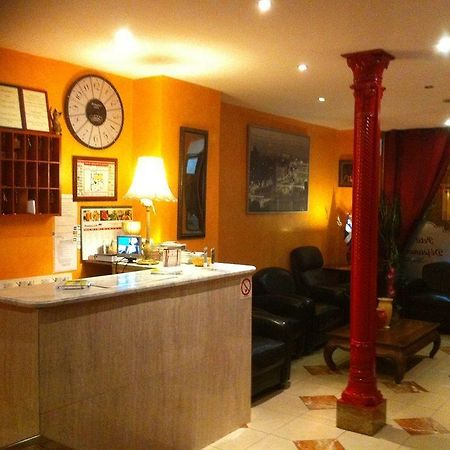 Hotel Le Pasteur ลา คูร์เนิฟ ภายนอก รูปภาพ